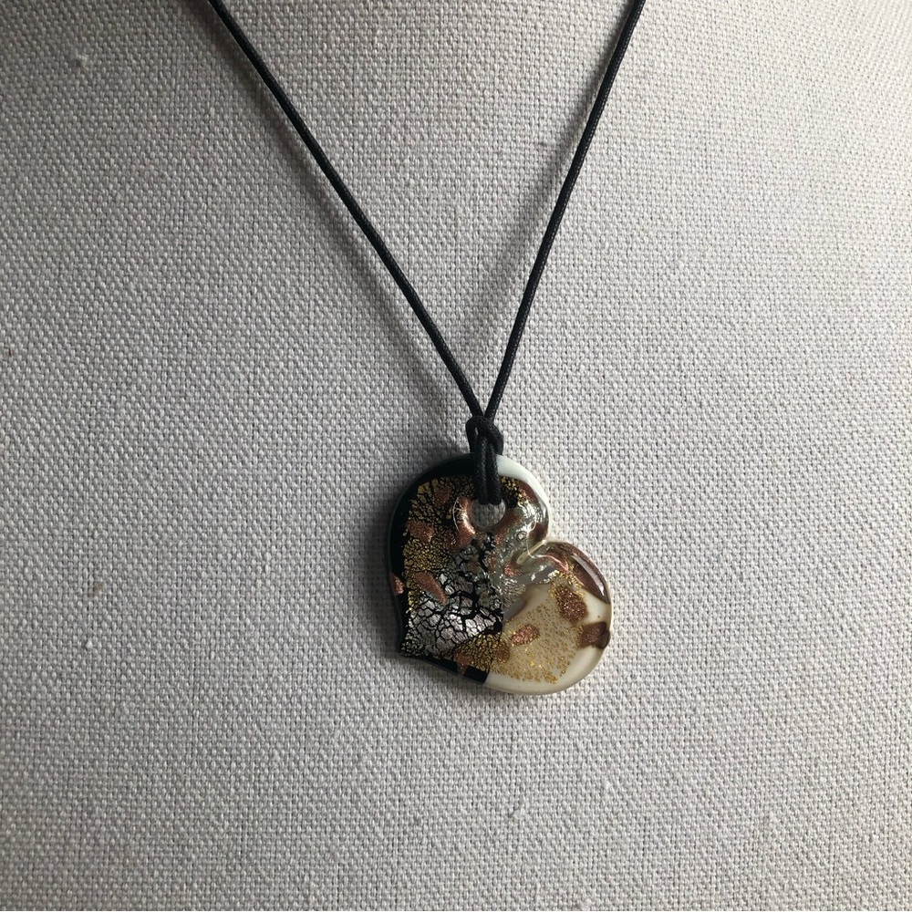 Murano Glass Heart Black & White with Gold, Silver, and Copper Crackle Glaze - Picture 7 of 12